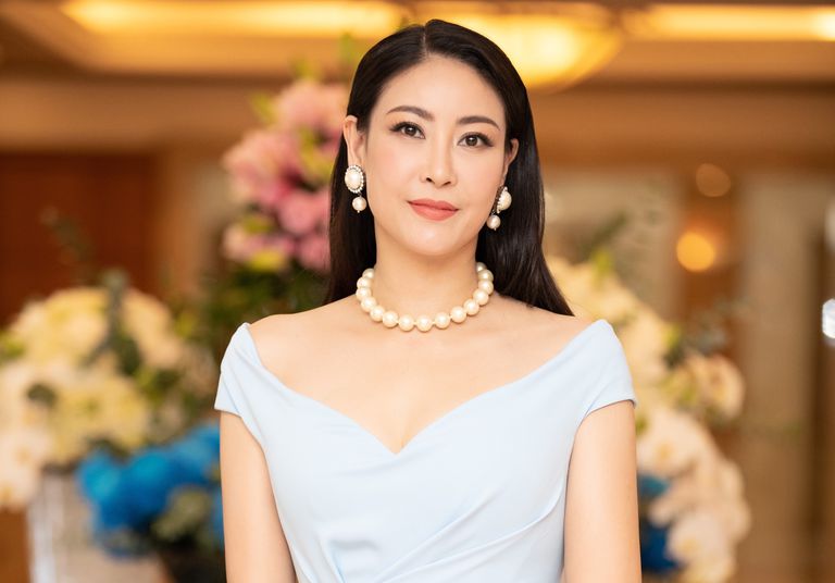 Hà Kiều Anh ELLE Beauty Awards 2021