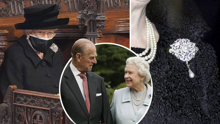 Queen Elizabeth wearing The Richmond Brooch in her husband funera