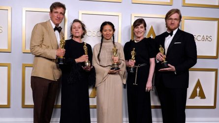 Oscar 2021: Nomadland thống trị danh sách giải thưởng và những chiến thắng chưa từng có tiền lệ