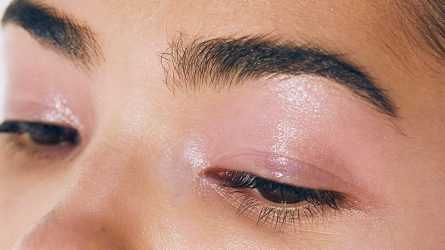 5 kem lót mắt hiệu quả dành cho da dầu nhờn