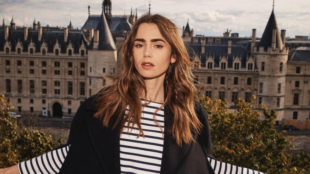 thumb feature lily collins