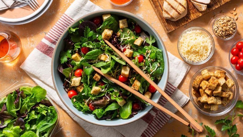 Cách làm salad giảm cân rau hỗn hợp cực kỳ đơn giản tại nhà