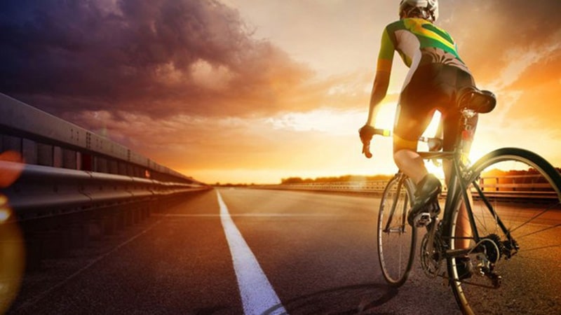 Tư thế đạp xe chuẩn giúp giảm mỡ bụng hiệu quả