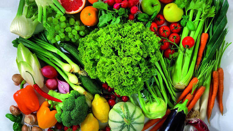 Ăn nhiều trái cây, rau củ đề hỗ trợ giảm hôi nách